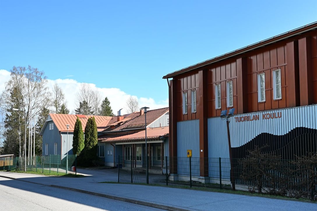 tuorilan-koulu-karkkilan-kaupunki small 1200px